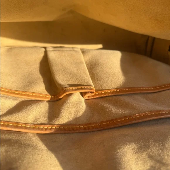 Louis Vuitton Rivoli Monogram Handbag - Picture 13 of 16